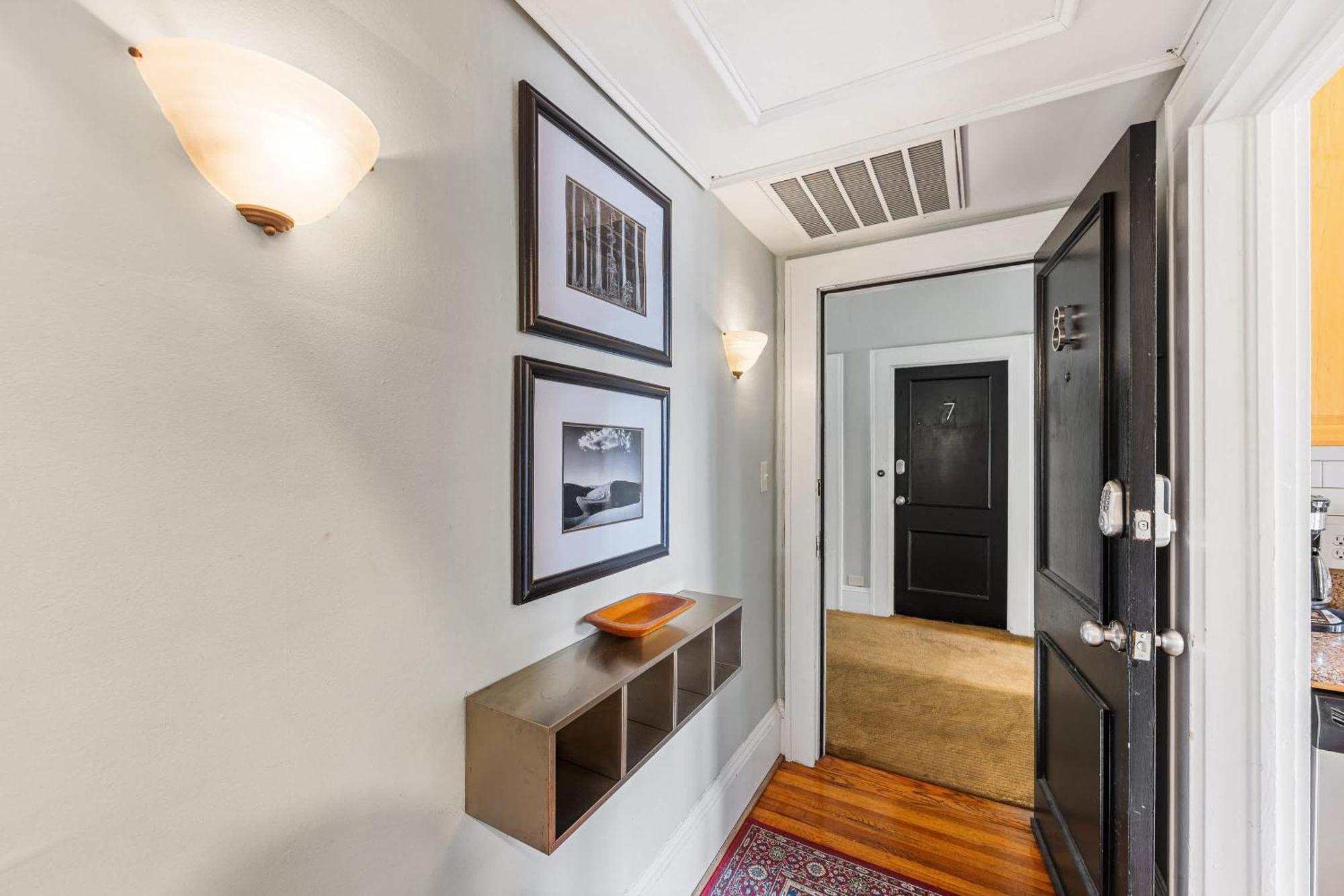 Spacious 2br In Myers Park With Sunroom * Charlotte